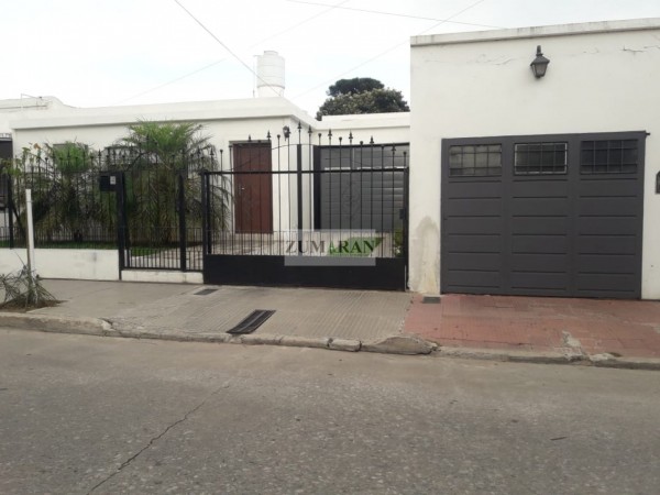 VENTA CASA EN B°VILLA CABRERA